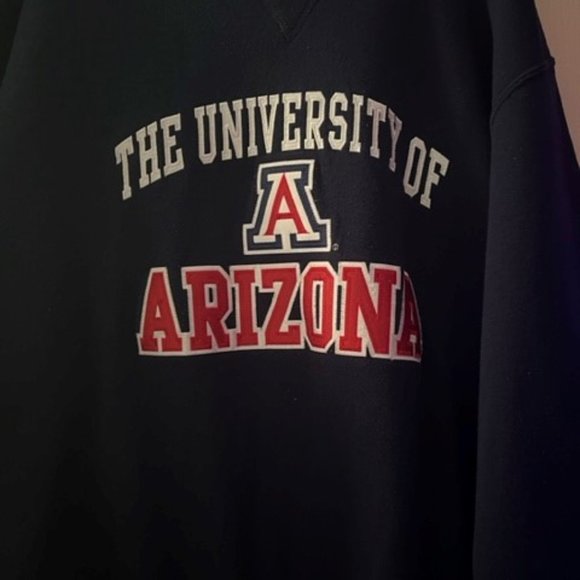 University Crew Neck - Picture 3 of 4
